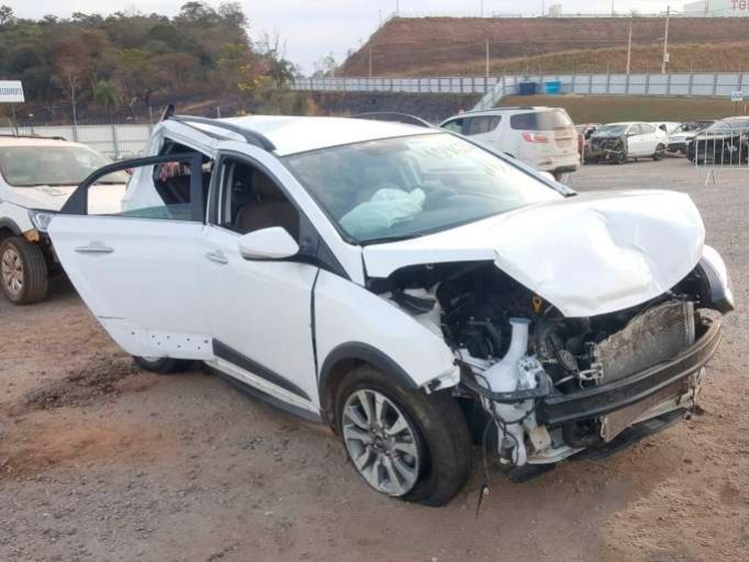 HYUNDAI HB20 18/18
