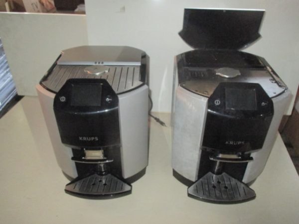 2 Máquinas para café expresso Krups