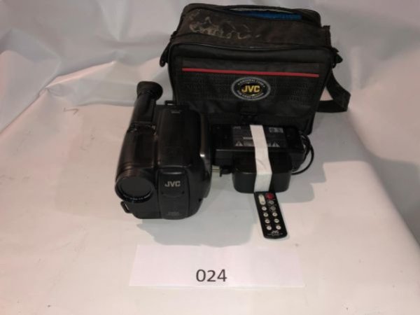 Filmadora JVC GR-AXM4V