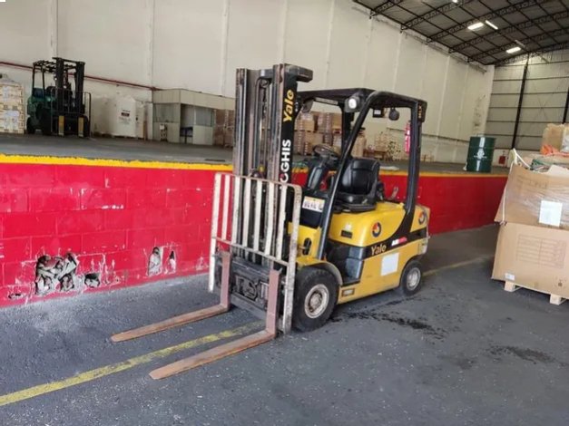 EMPILHADEIRA YALE 50LX , ANO: 2012, CAP: 2.500 KG, SÉRIE: A975404777F