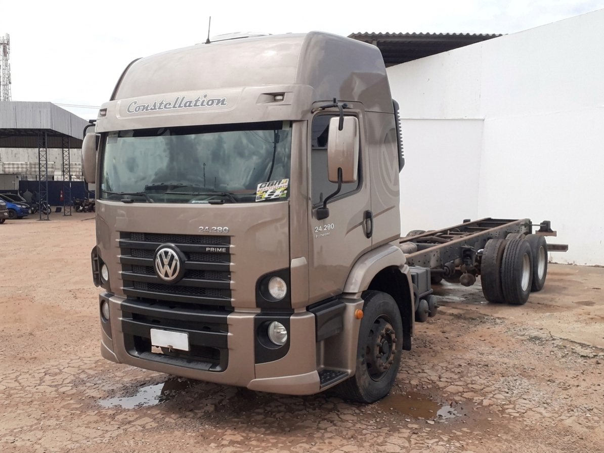 VOLKSWAGEN CONSTELLATION  16/16