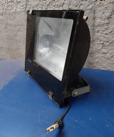5 LUMINÁRIAS