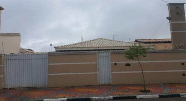 Casa em Panorama-SP. Centro