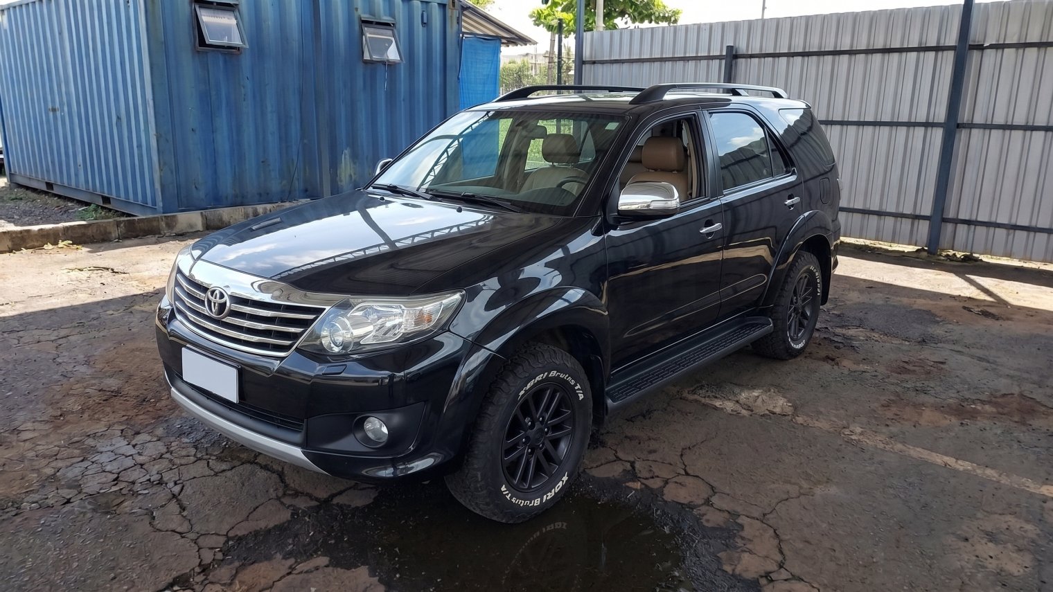 TOYOTA HILUX SW4 15/15