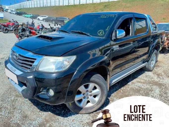 TOYOTA HILUX CD 14/15